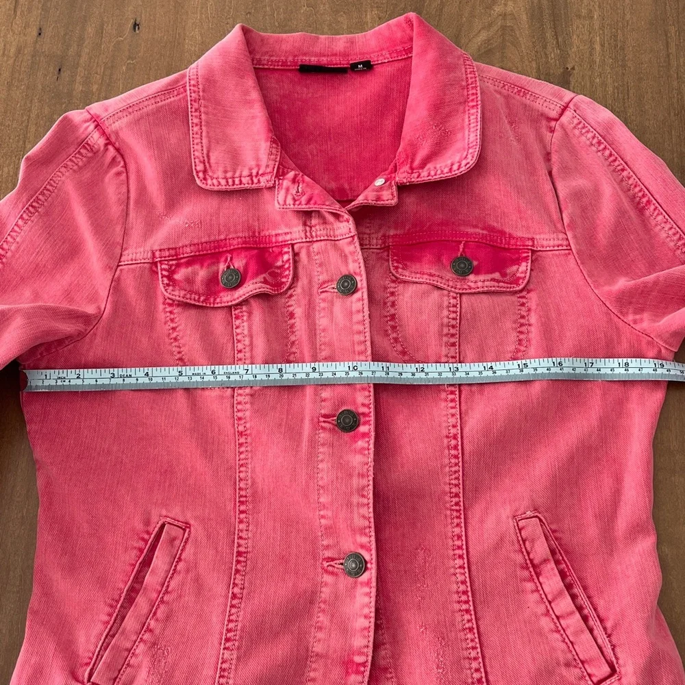 Distressed Faded Red Jean Jacket - Picture 7 of 11